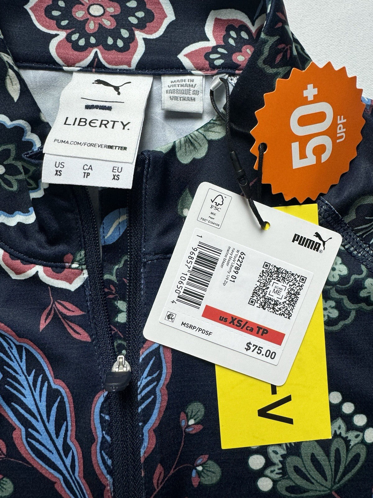 $75 Puma Women's Golf Sweatshirt Size XS.   (B.112)