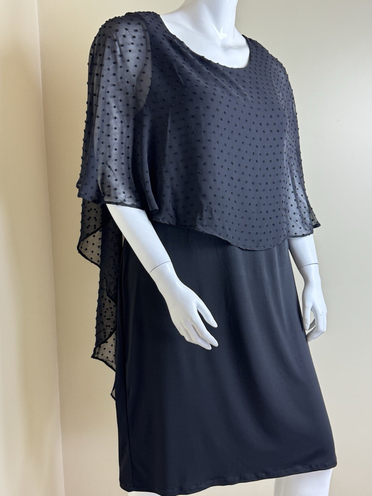Glamour Nights Women’s Layered Flare Black Dress Sz 18W.  (B.181)