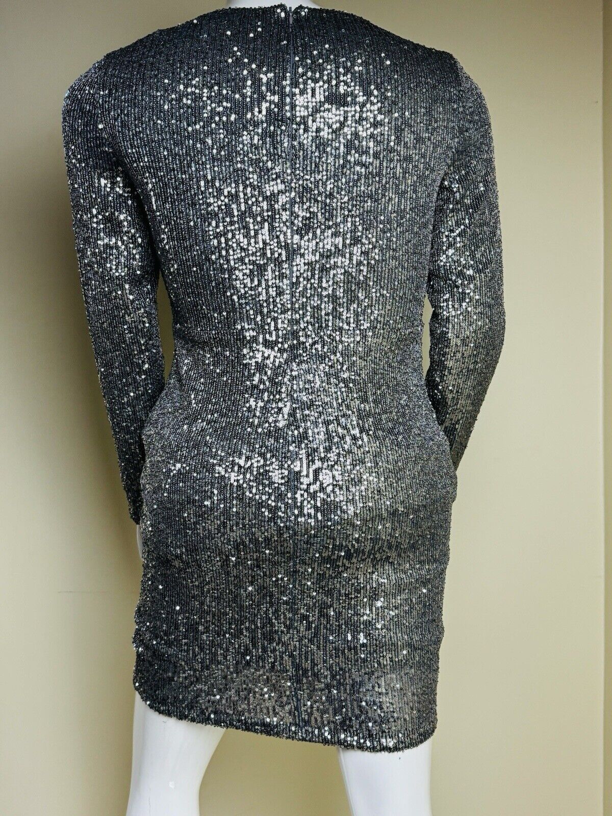 $295 Lauren Ralph Lauren Glitter Sequined Dress Size 12.    (B.88)