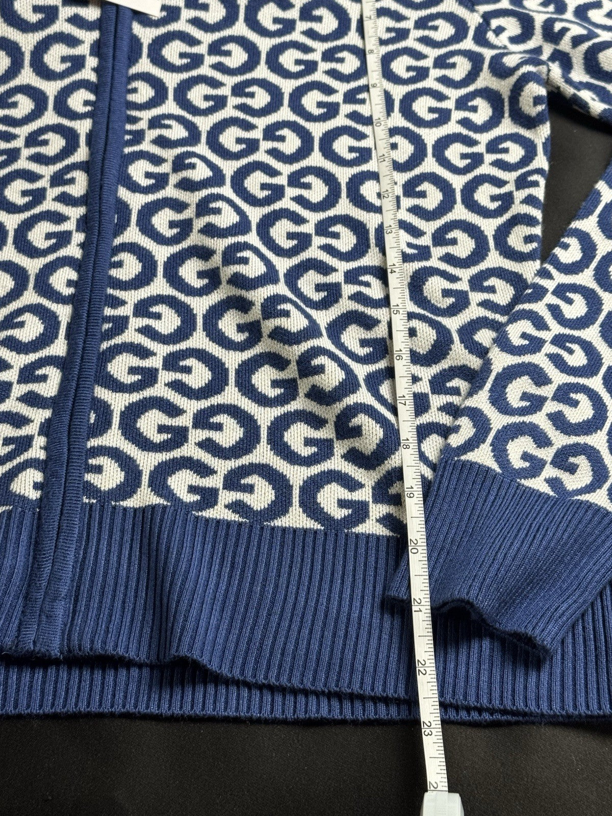 $80 GUESS AVERY FULL ZIP SWEATER HOODIE G Logo Sz L.      (B.032)