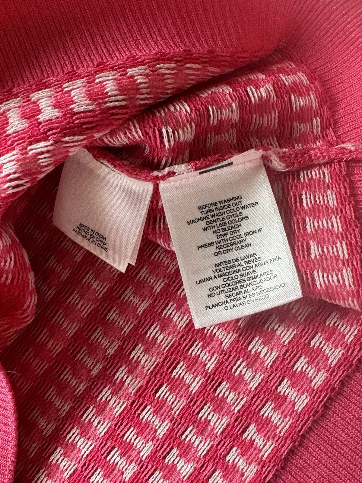 $99 ANNE KLEIN Knit CAMELLIA Sweater Sz L  (B.90/2)