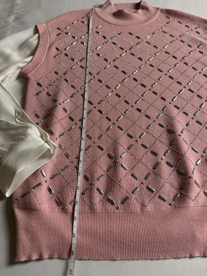 On Twelfth Women’s Rhinestone Sweater SZ XL.     (B.127)