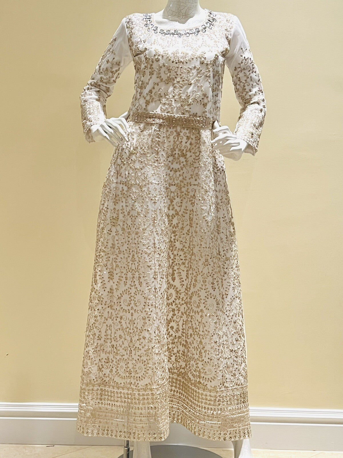 Bollywood Inspired Golden Lace work White Patiala Salwar Kamiz Ethnic Dress Sz S