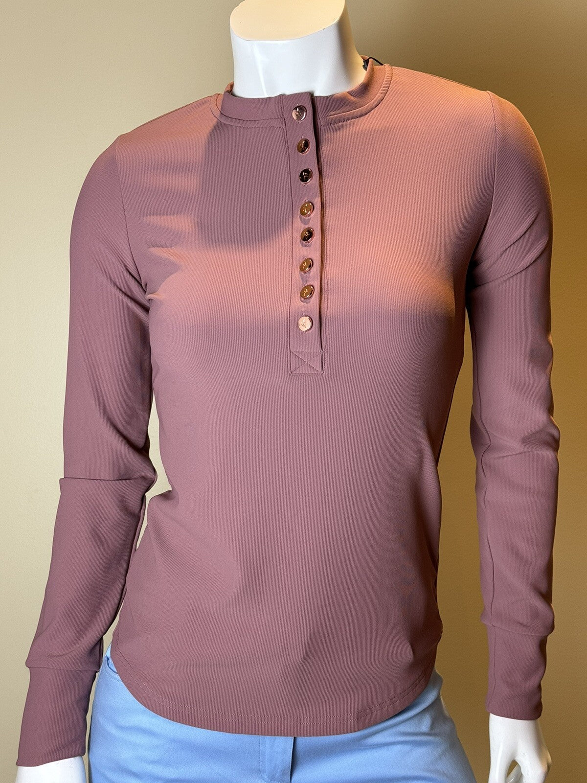 Calliope Women’s Mauve Sweatshirt Size M.    (B.53)
