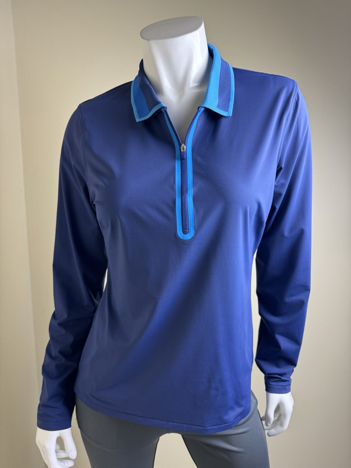 G/FORE Women’s Golf Blue Sweatshirt Sz L   (B.111)