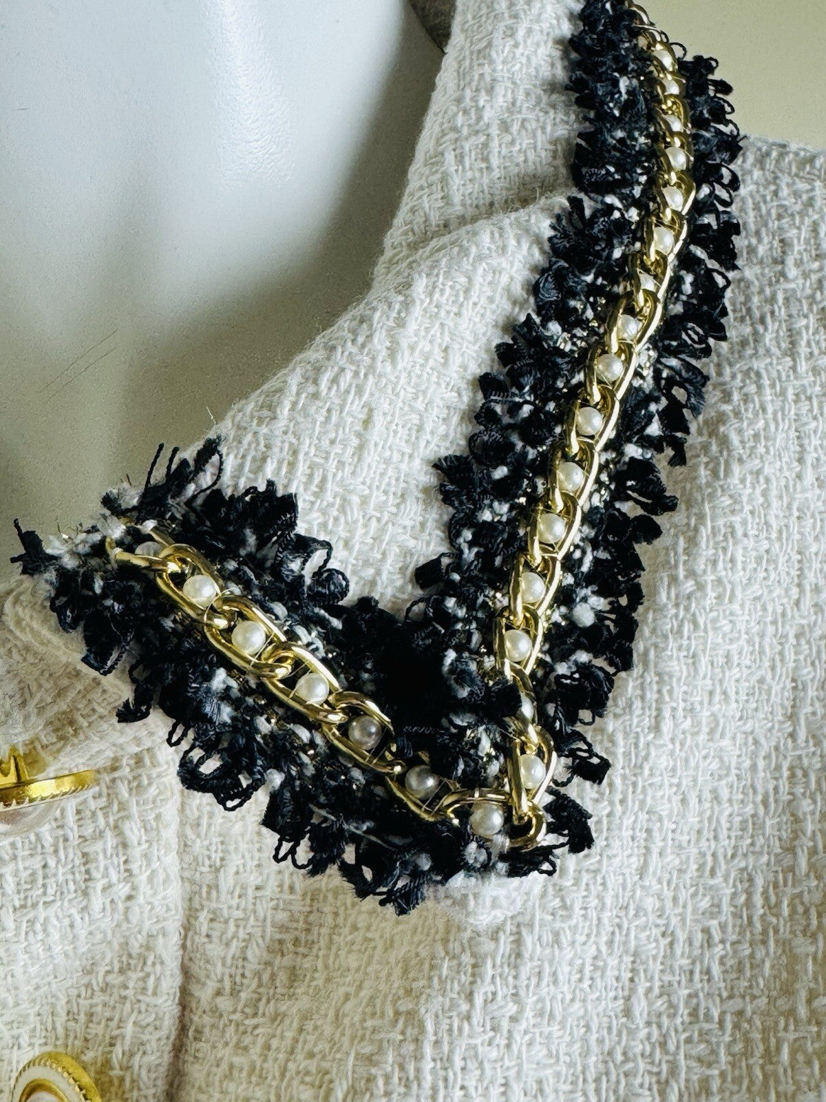 $128 NANETTE LEPORE Women’s Cream Tweed Jacket Sz L    (B.110)