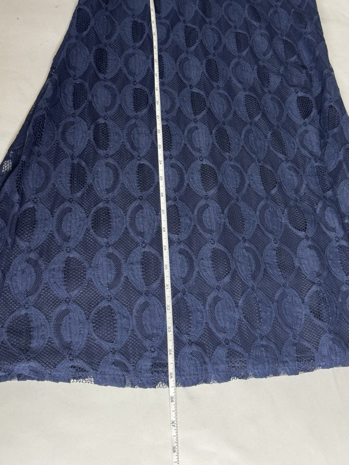 $99 Nine West Navy Laces Dress Sz 4  (B.179)