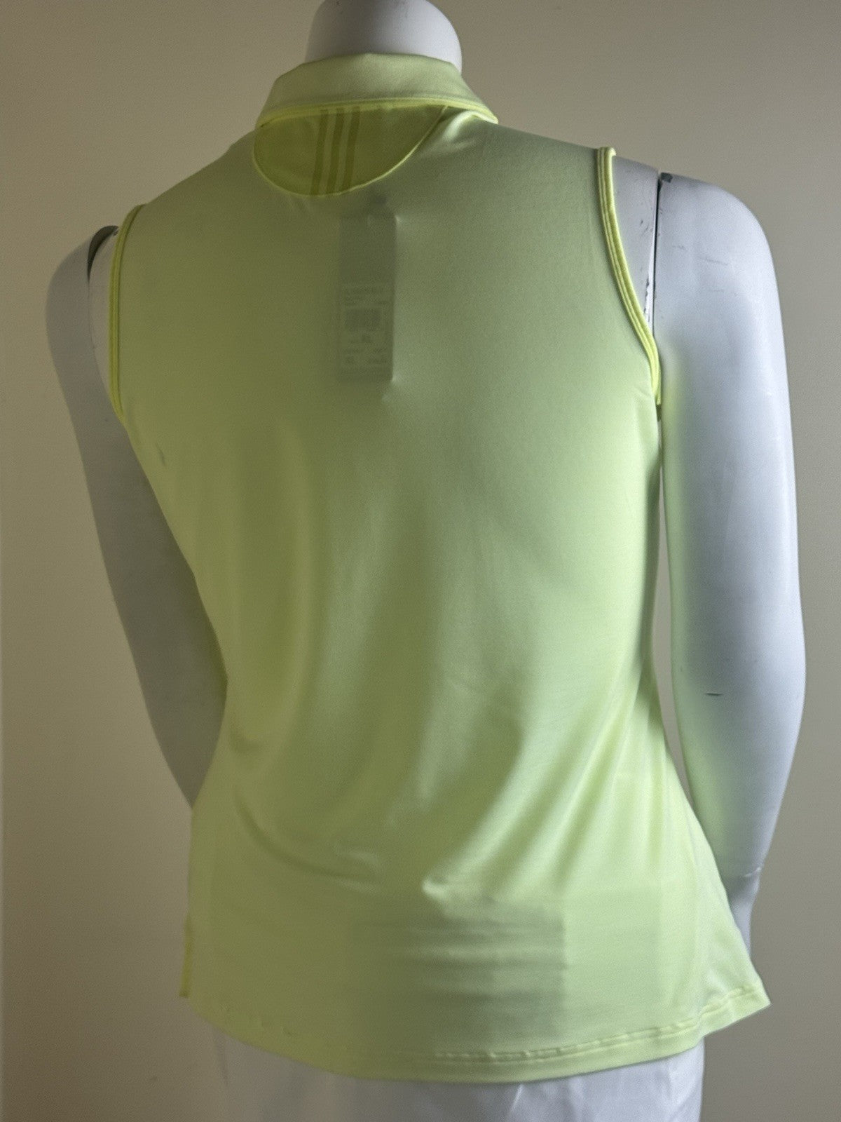 $55 Adidas Women’s Golf Shirt Sz XL    (B.181)