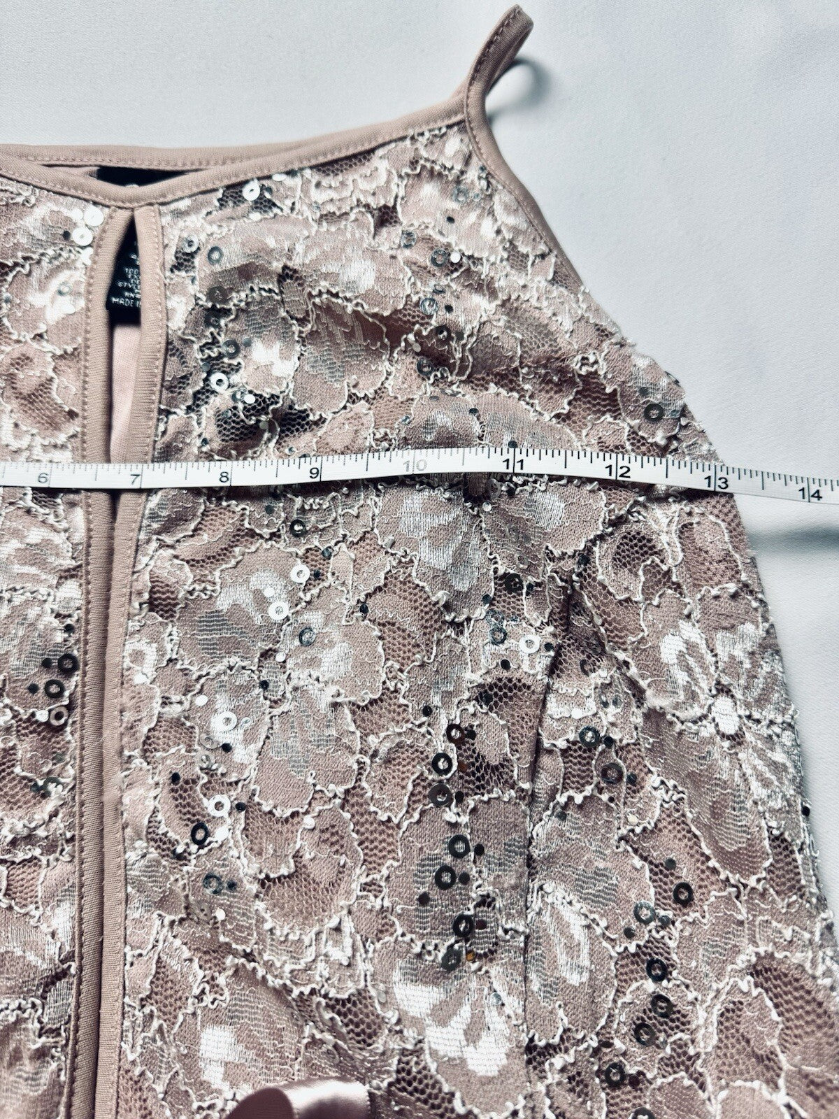 Candalite Women’s Lace Dress  Size M.  (B.115)