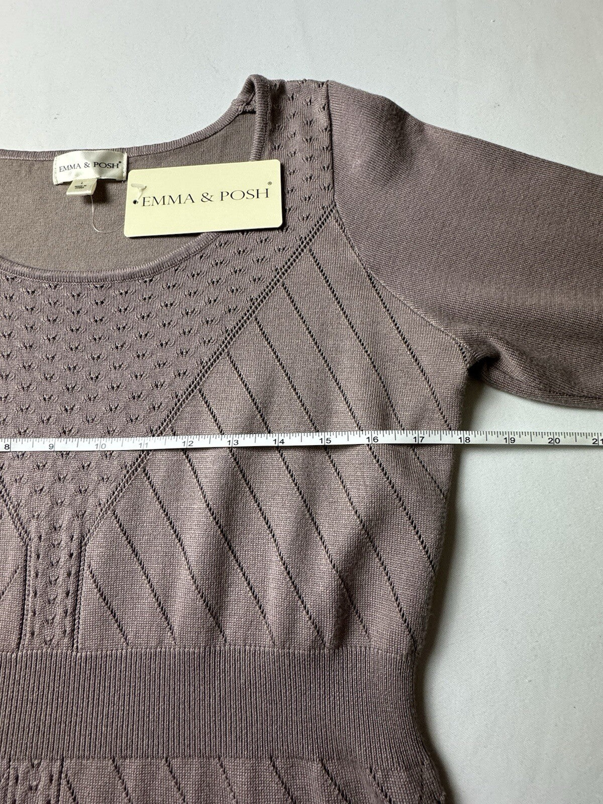 EMMA & POSH Women’s Bodycon Dress Sz L. (B.92)