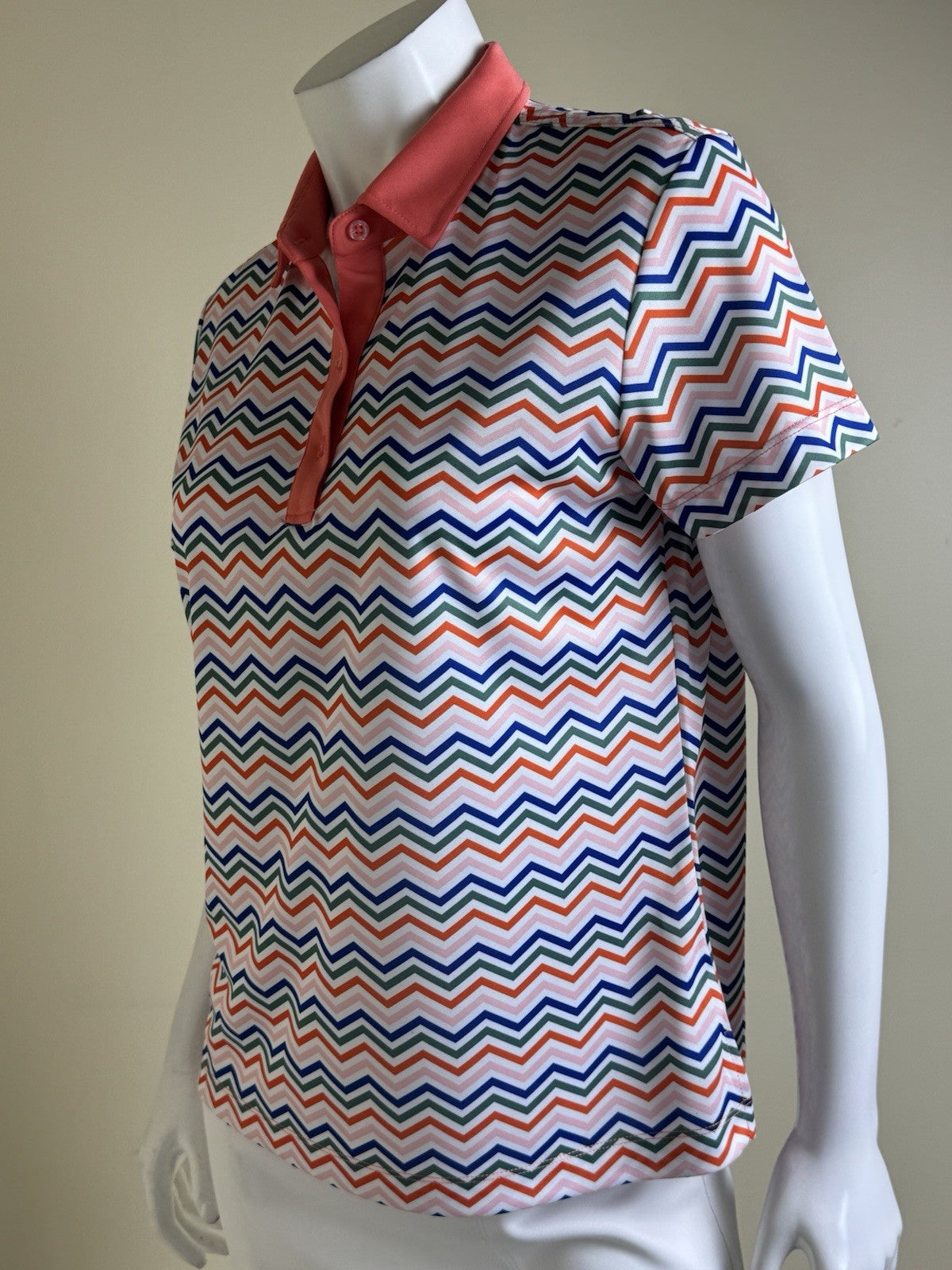$60 Monterey Club Women's Golf Shirt Sz L.    (B.157)