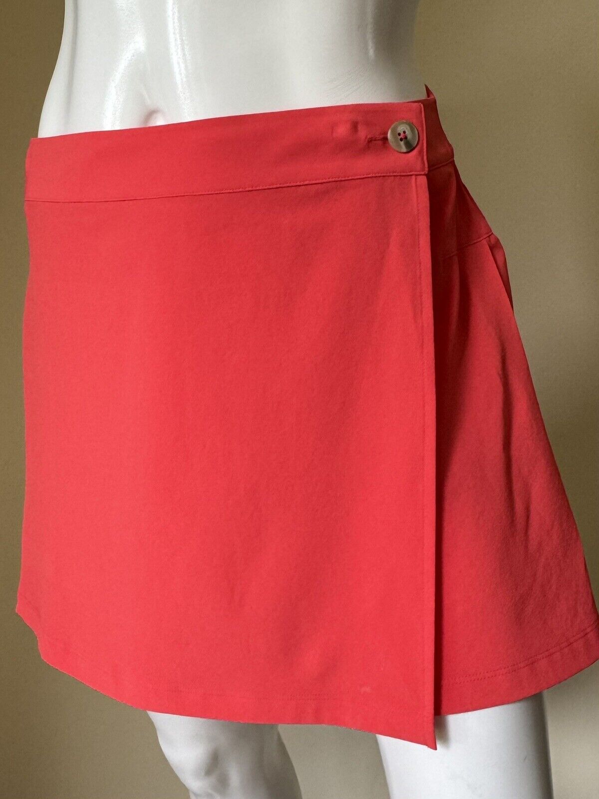 Puma Women’s Golf Skirt Skort Sz S . (58)