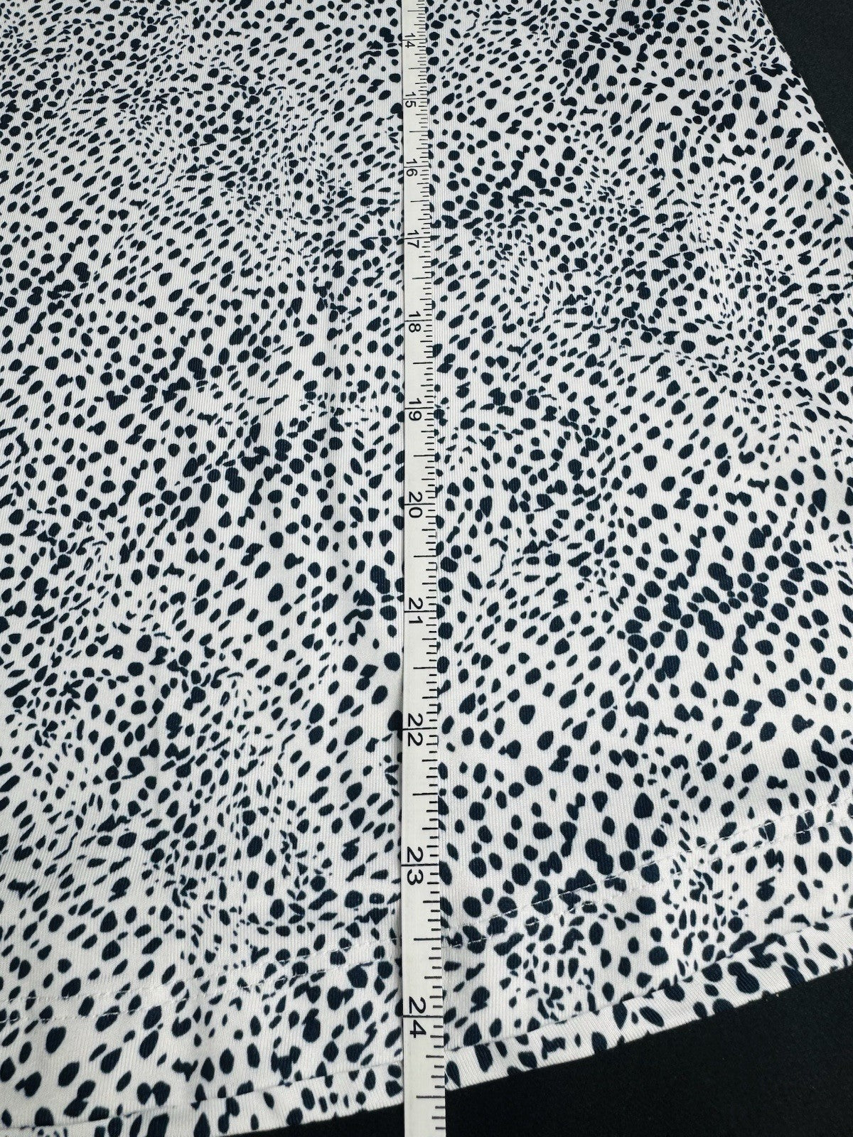 Puma Women’s Golf Shirt Sz S.   (B.174)