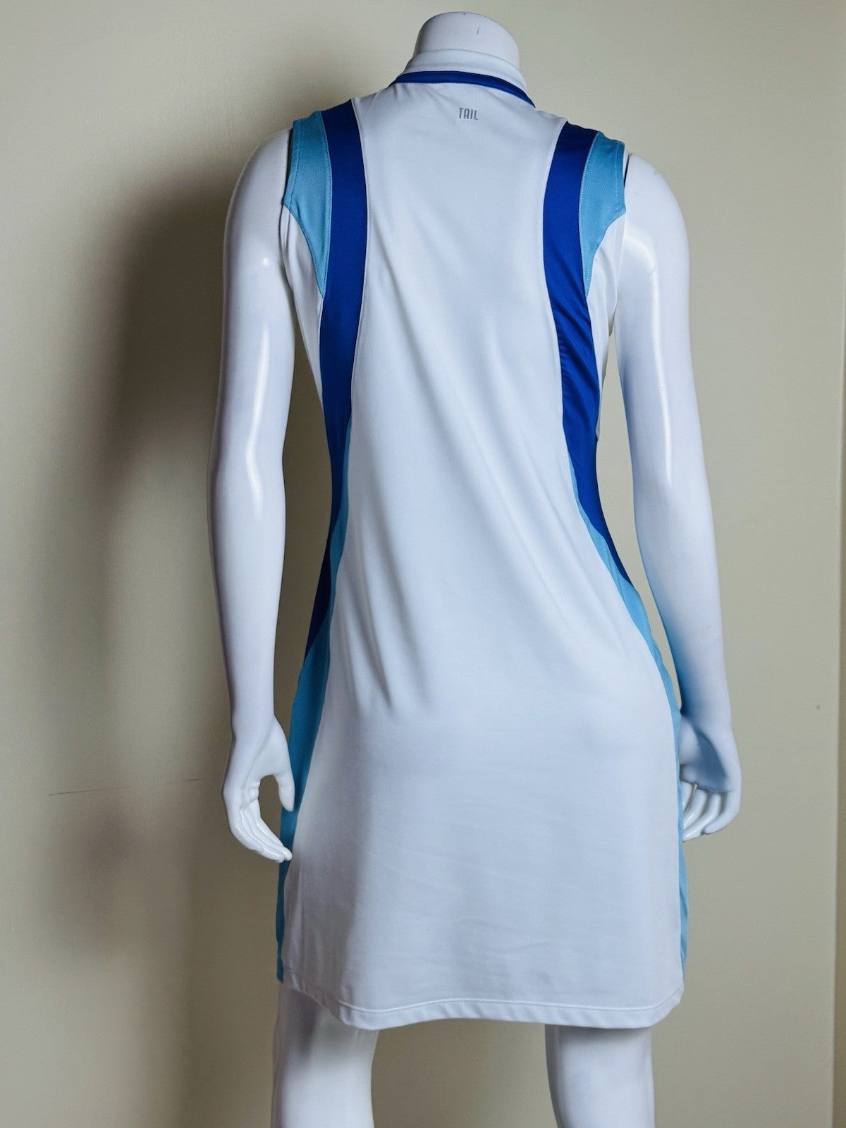TAIL Womens Golf Dress Pockets Sleeveless Sz M.    (B.173)