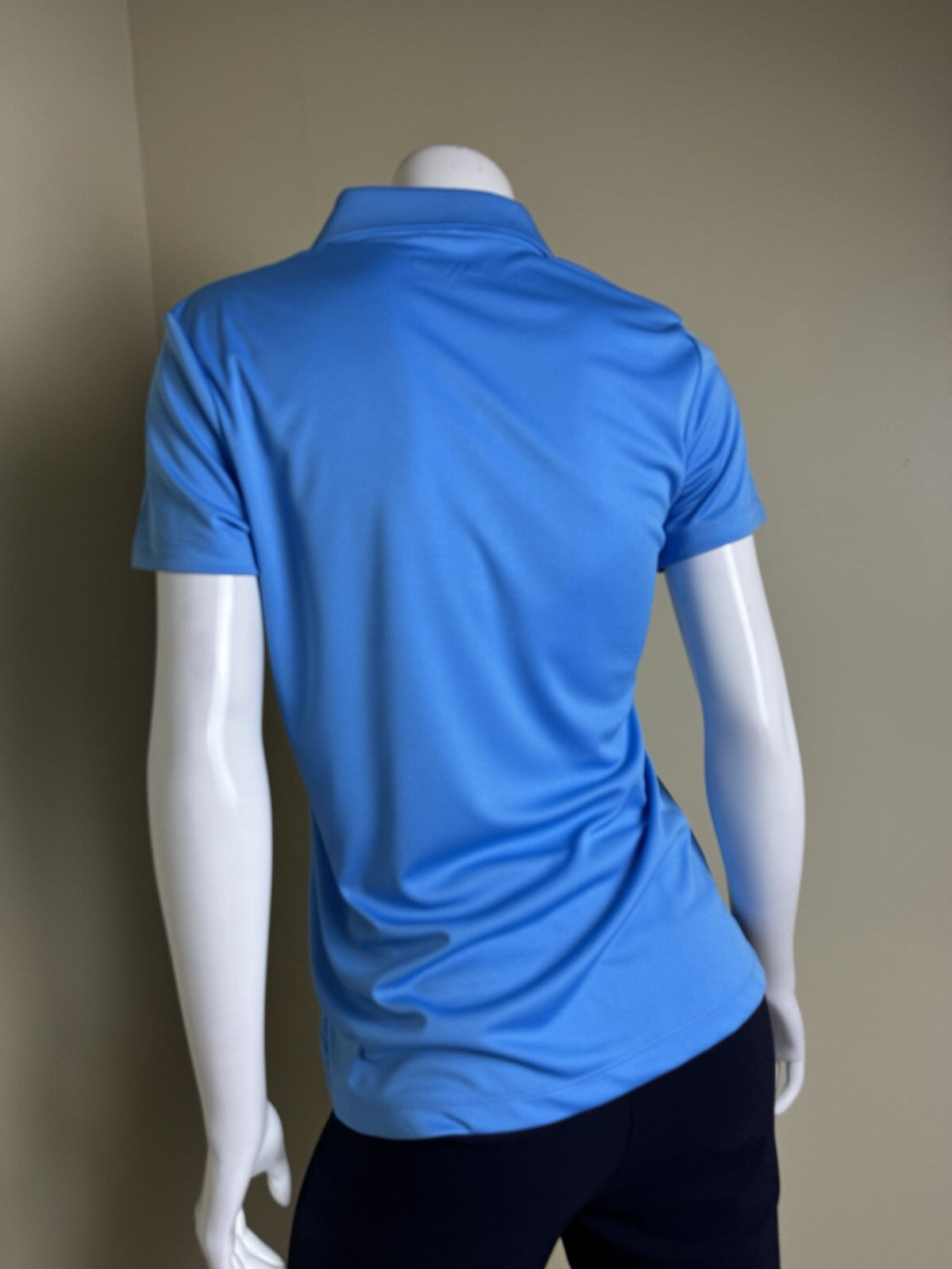 LeverWear Women's Golf Polo Shirt Sz M (B.38)