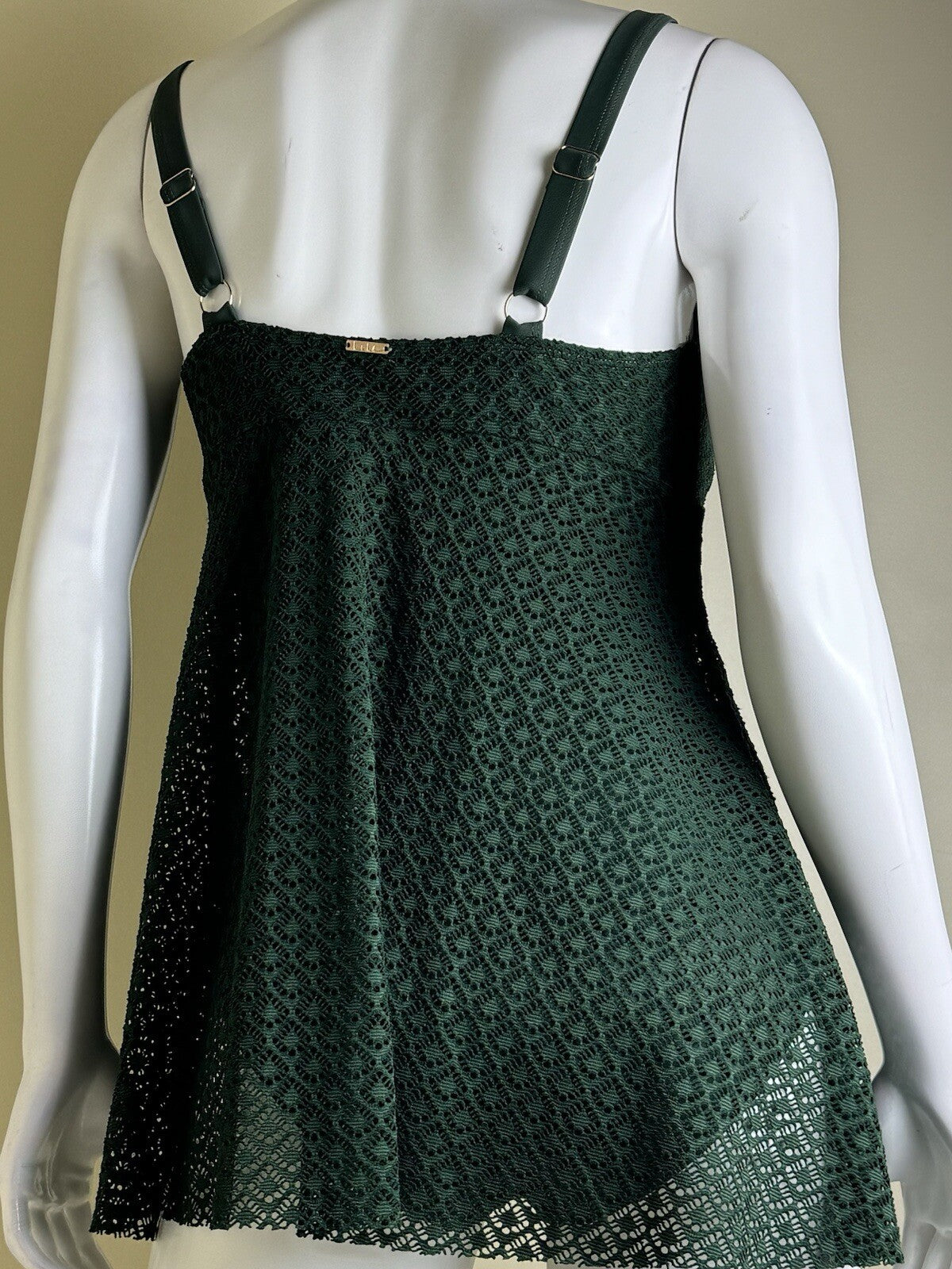 $98 Nicole Miller 1 Pc Swimsuit Green Crochet Sz S Bathing suit (B.53)