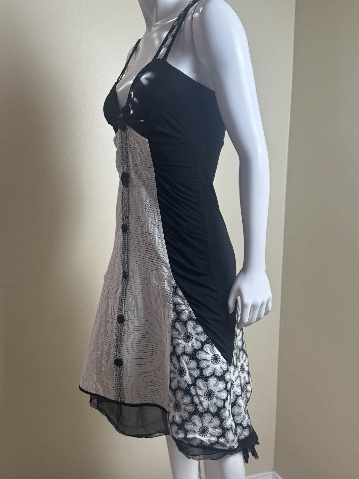 $218 Romeo & Juliet Couture Women’s Black White Dress Sz L.  (B.179)