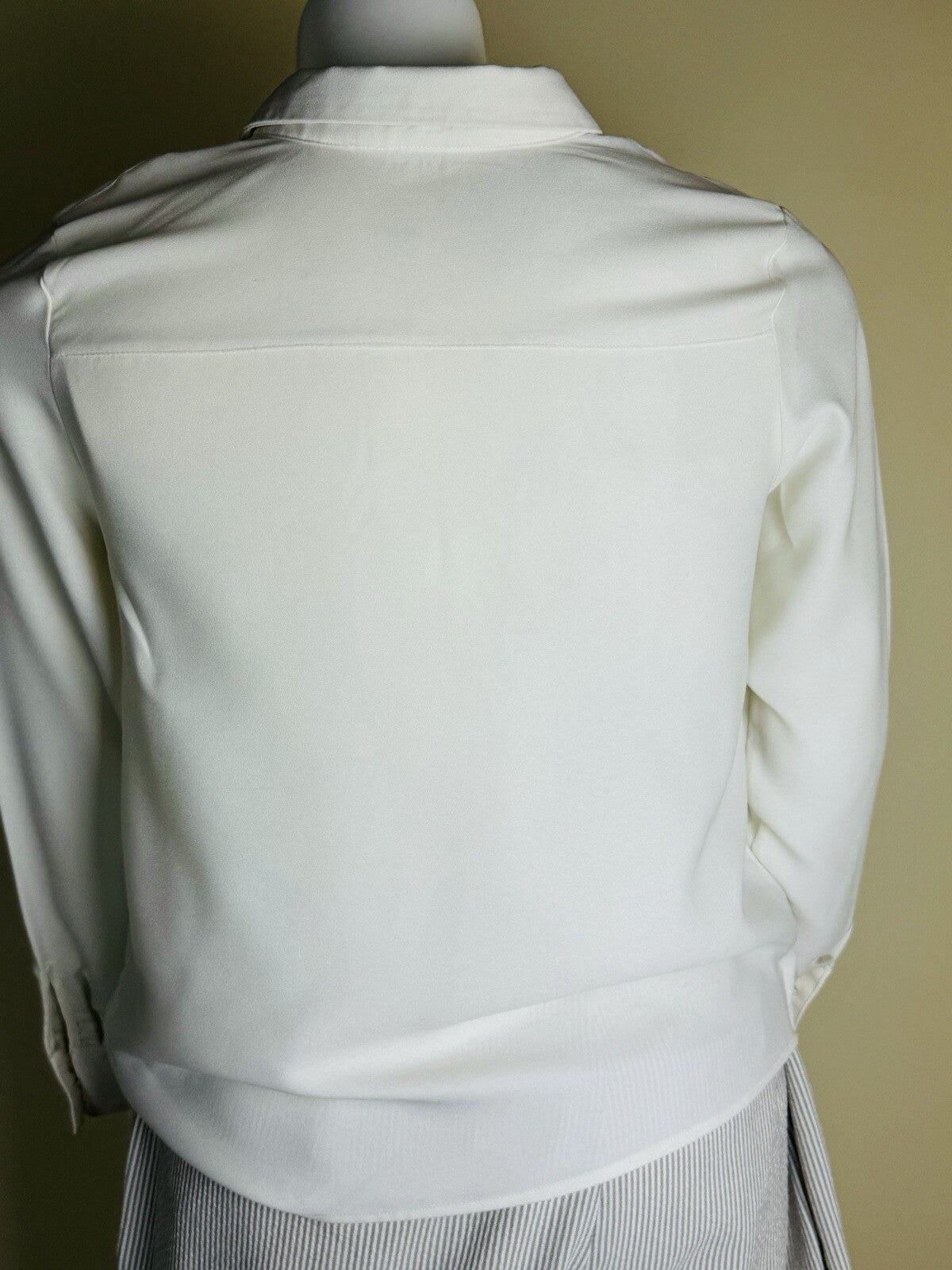 Nicole Miller Women’s Cream Blouse Top Sz L   (B.11)