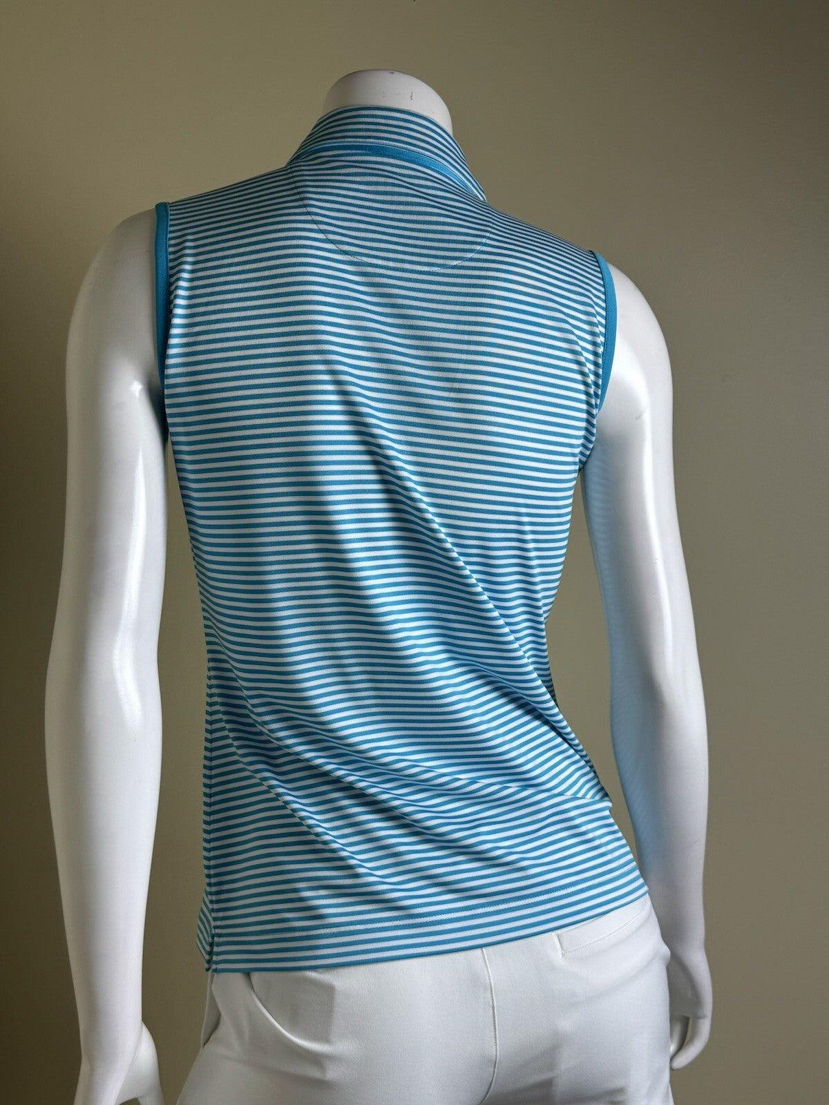 E.P Tour Tech Women's Golf Shirt Sz M (B.134)