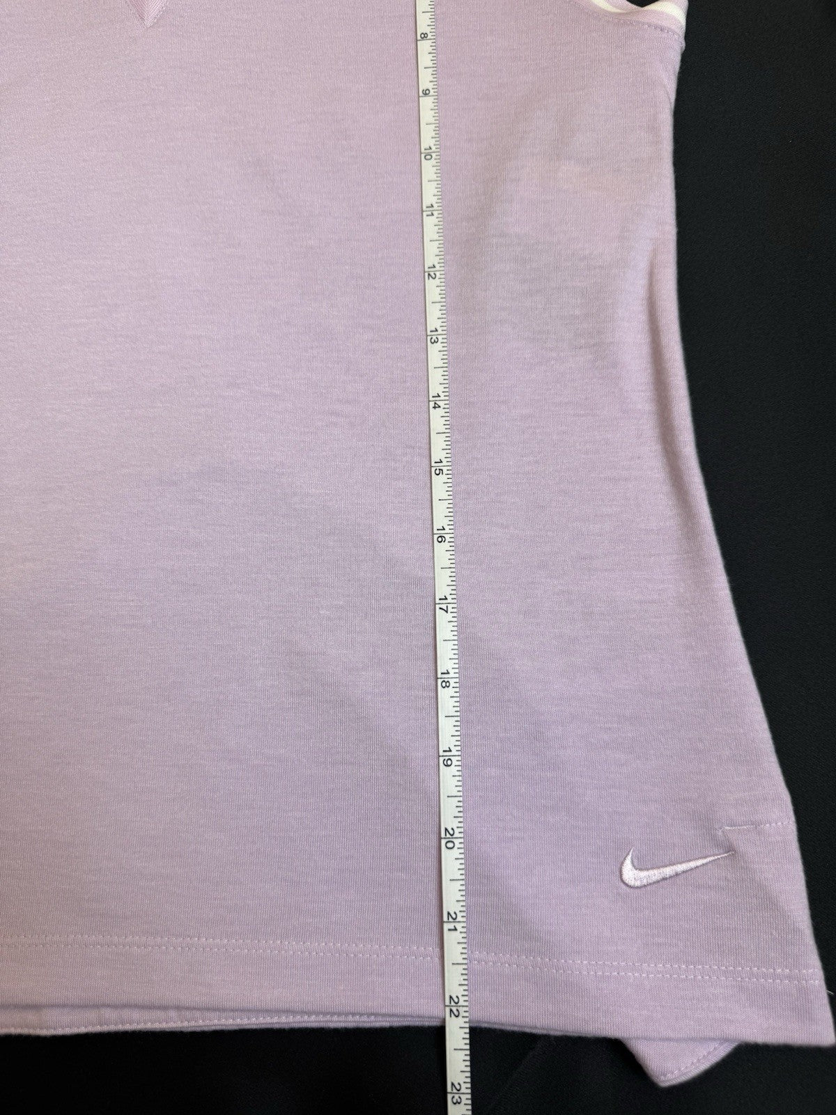 $50 Nike Women’s Top Golf Sleeveless Shirt Sz S.       (B.161)