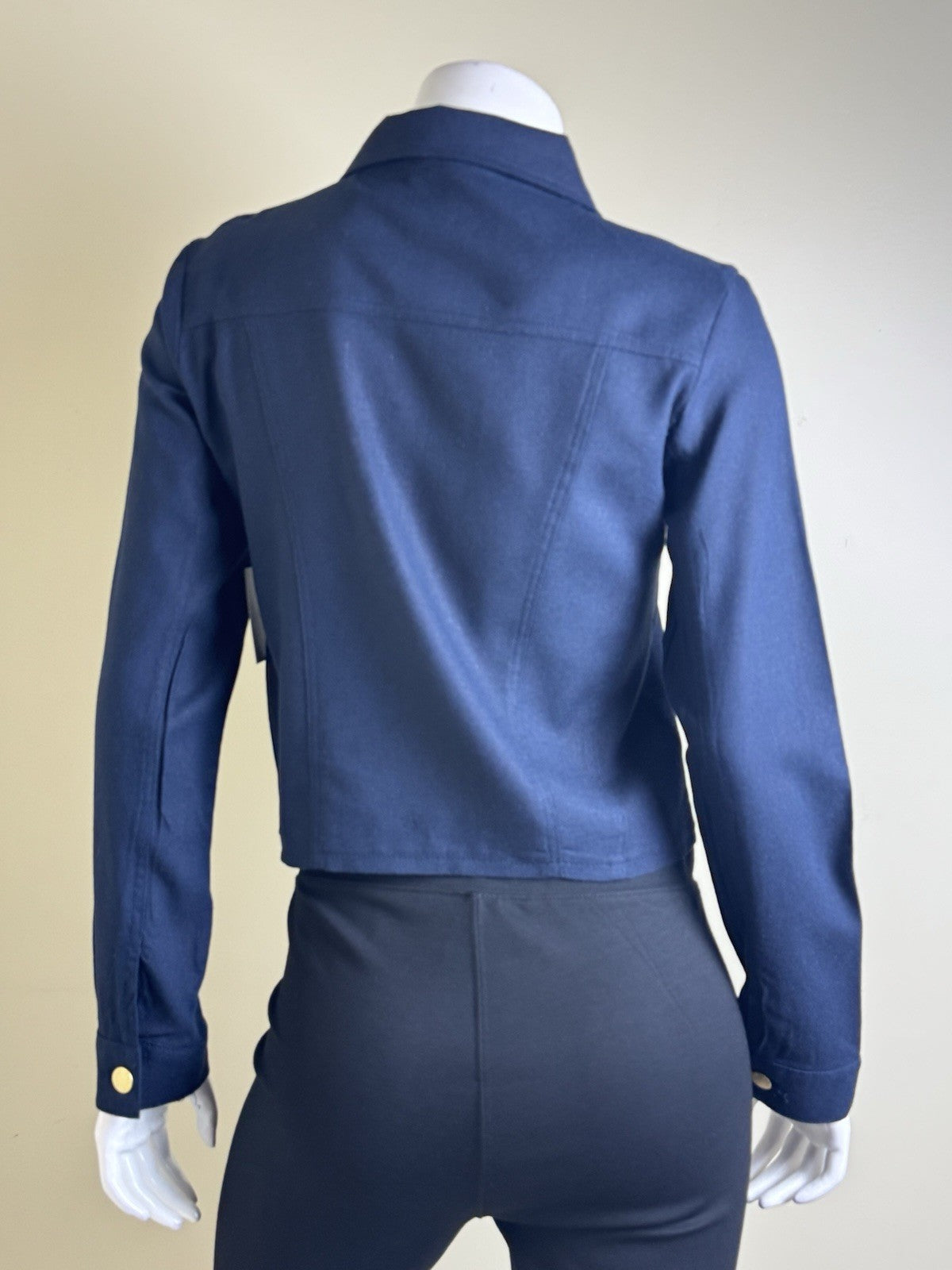 $179 Ellen Tracy Women's Long Sleeve Shirt Sz S.  (B.150)