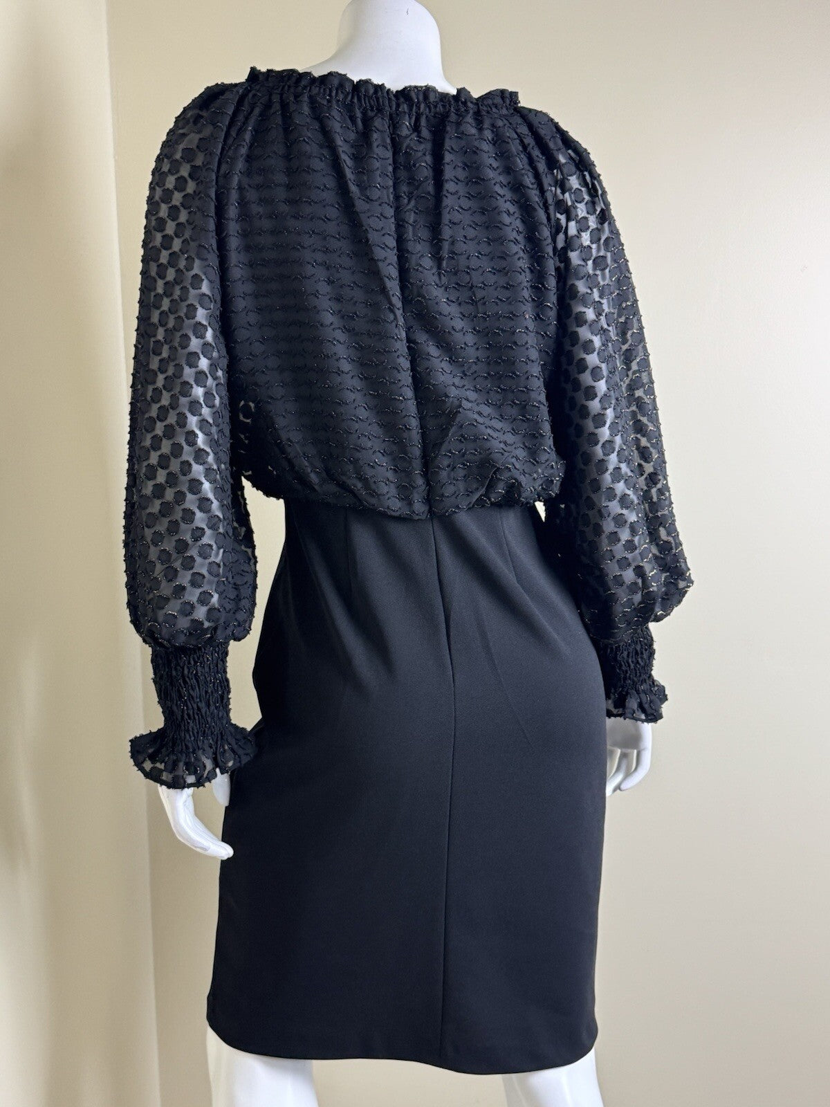 Shelby & Palmer Women’s Black Dress Size 6  (B.132)