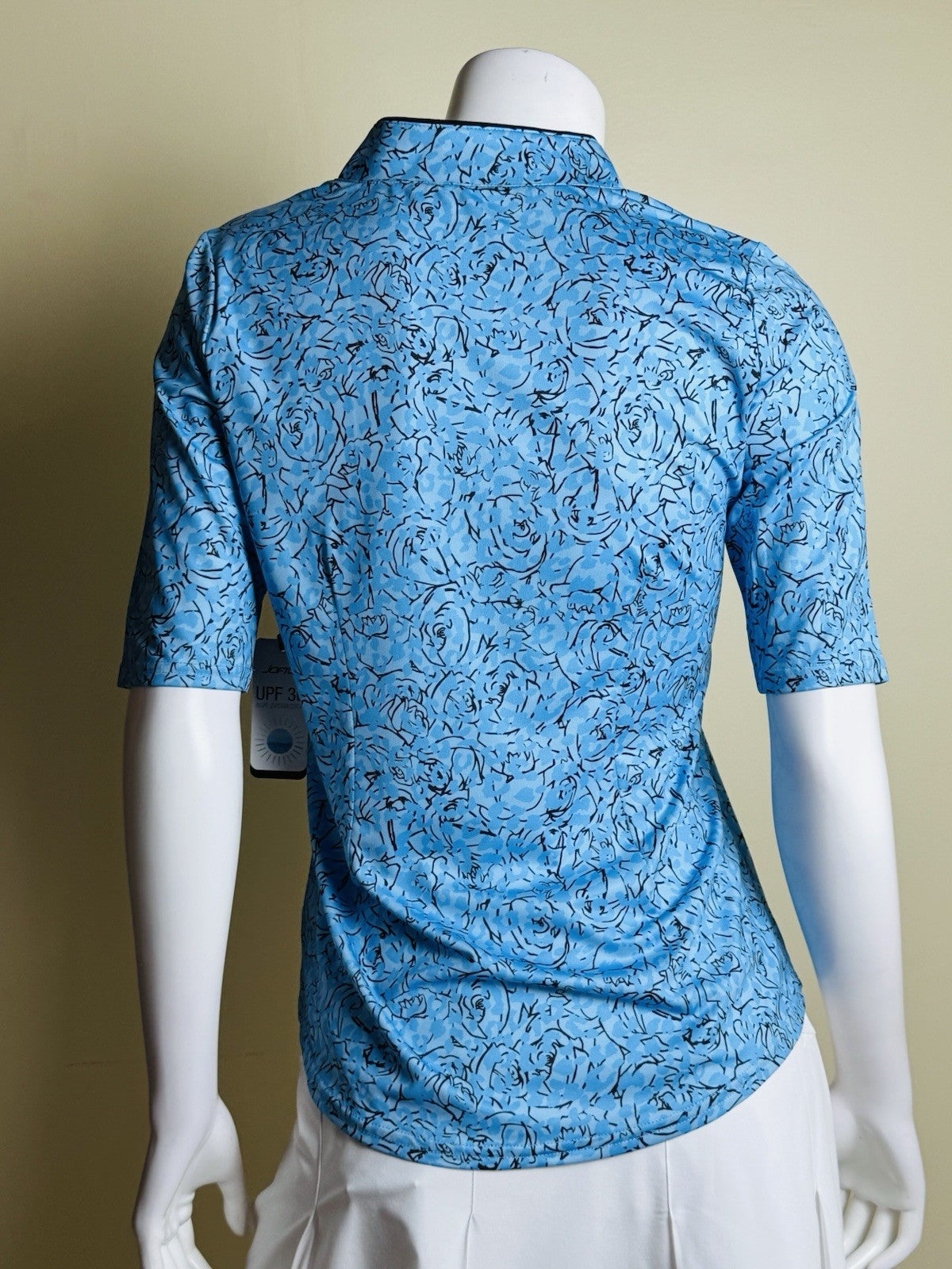 JOFIT Women's Golf Shirt Size S.   (B.182)
