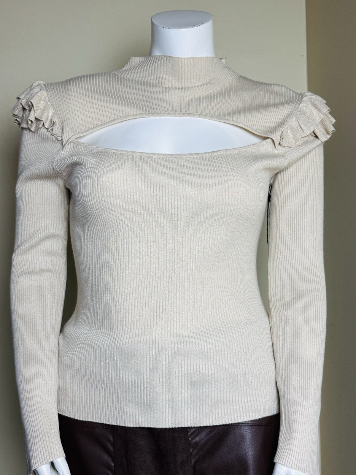 Alice Blue Women's Knit Sweater Size XL. (B.52)