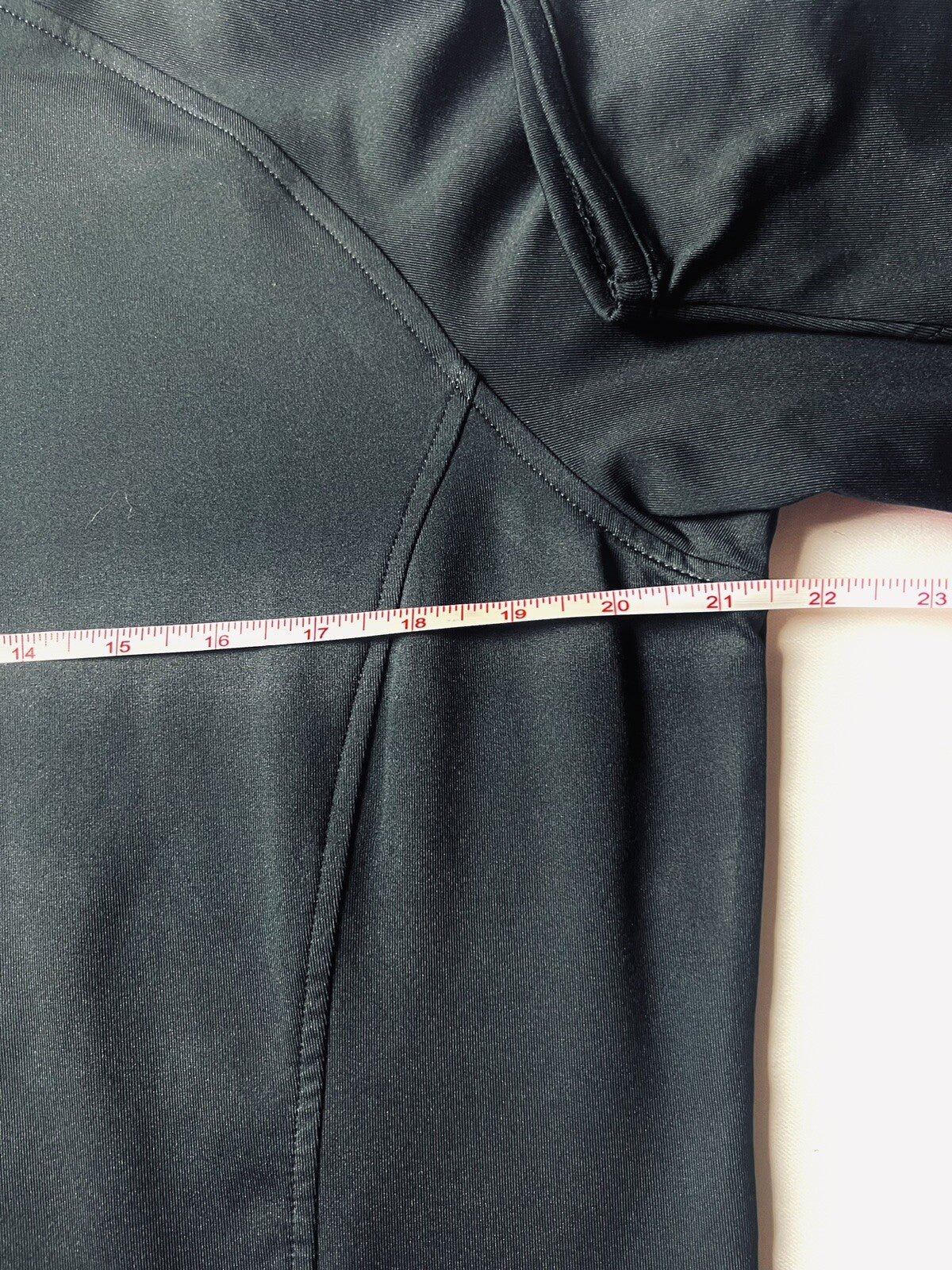 Est. 1967 Women's Long-Sleeve Sweatshirt Sz L Black. (50)