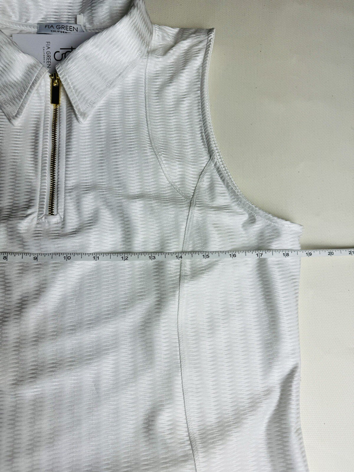 Fia Green California Sports Dress Women’s SZ L White Golf Tennis. (74)