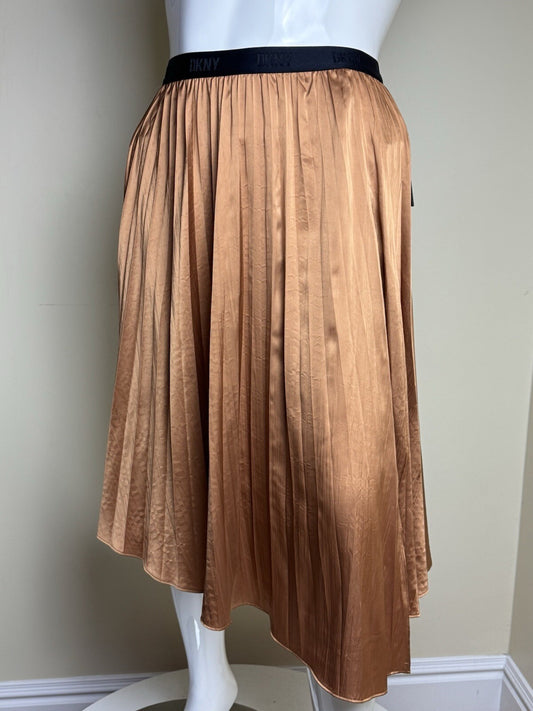 $109 DKNY Women's Pleaded Skirt Sz L.  (B.139)