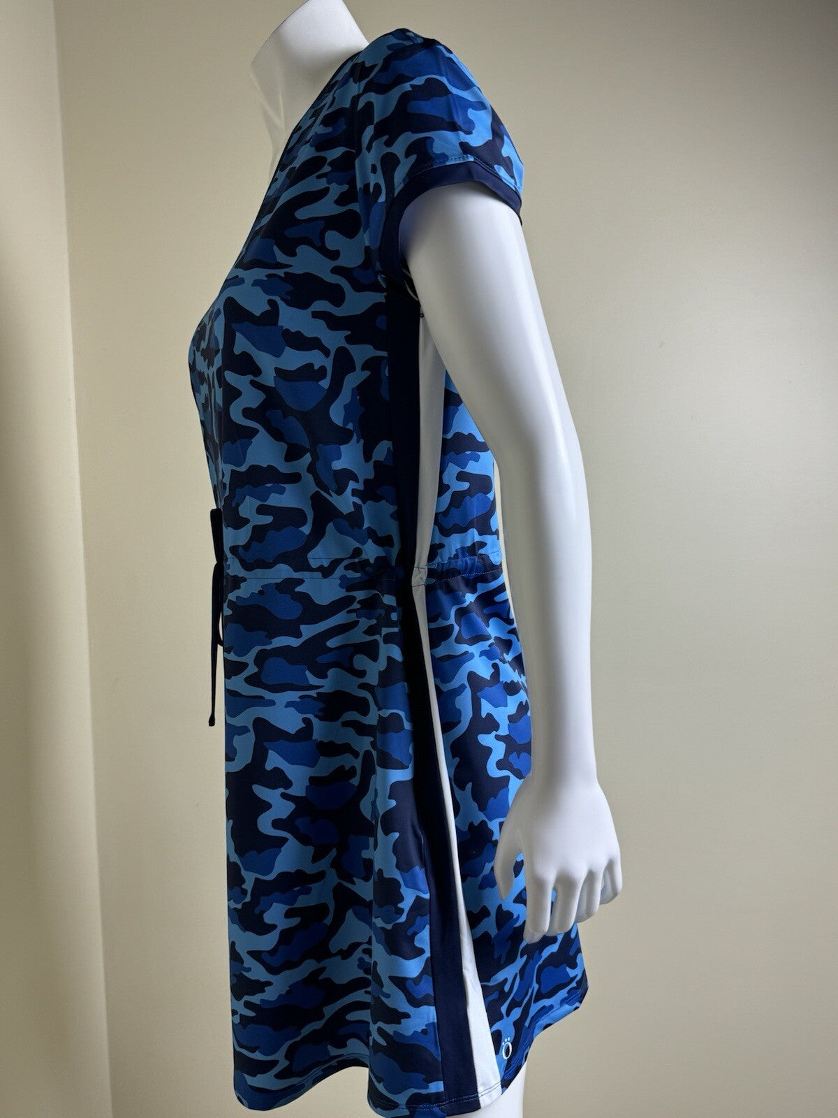 Kinona Golf Dress UPF 50+ Camo Print Pockets Pullover Sz S.   (B.103)