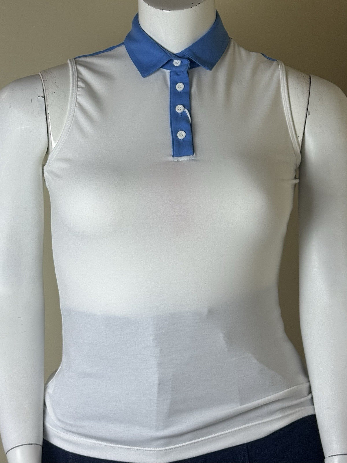 Redvanly Women’s Polo Shirt White w/blue Sz L.    (B.159)