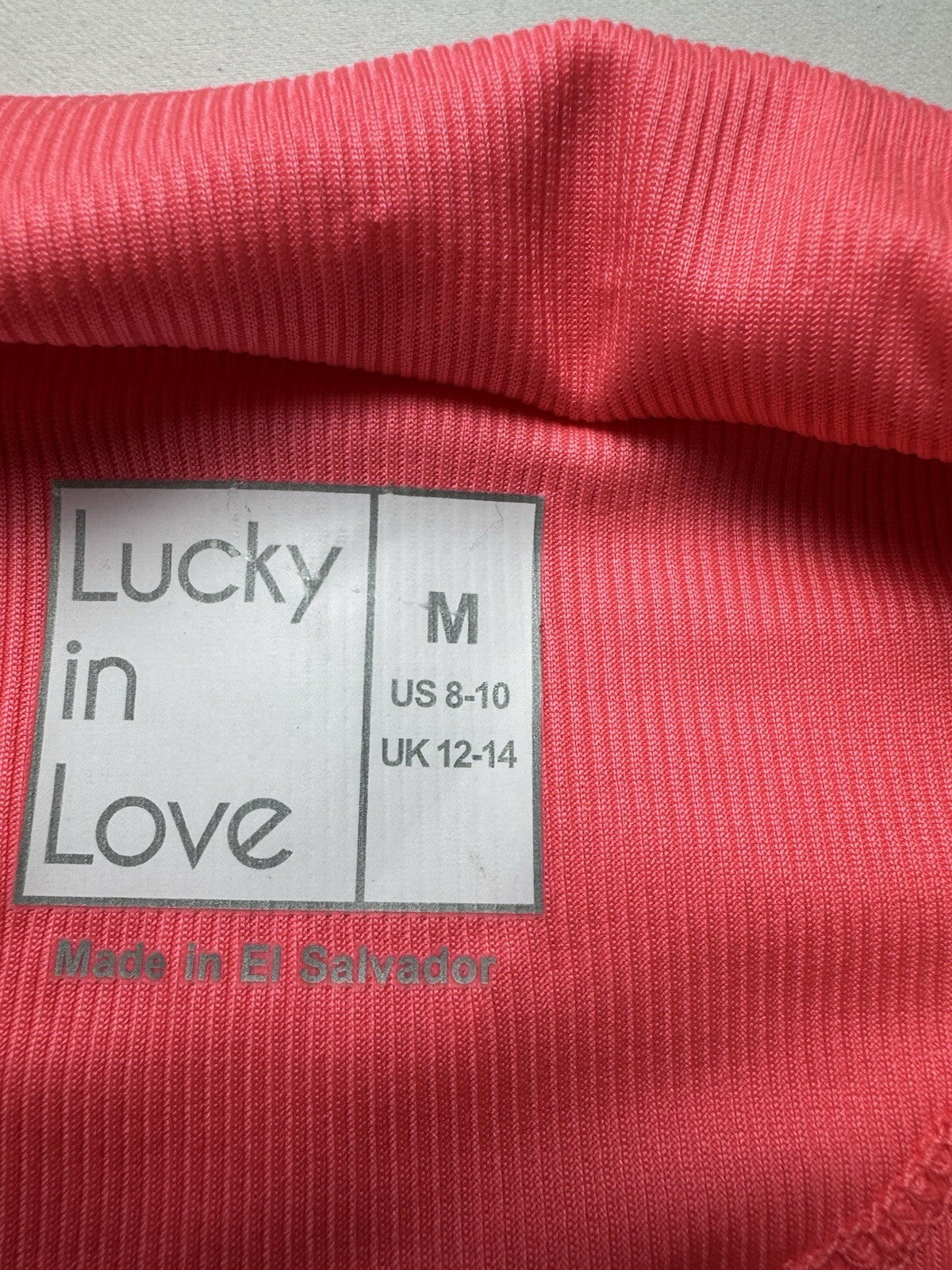 Lucky In Love Women’s Top Sleeveless Tennis Golf Shirt Sz M.     (B.141)