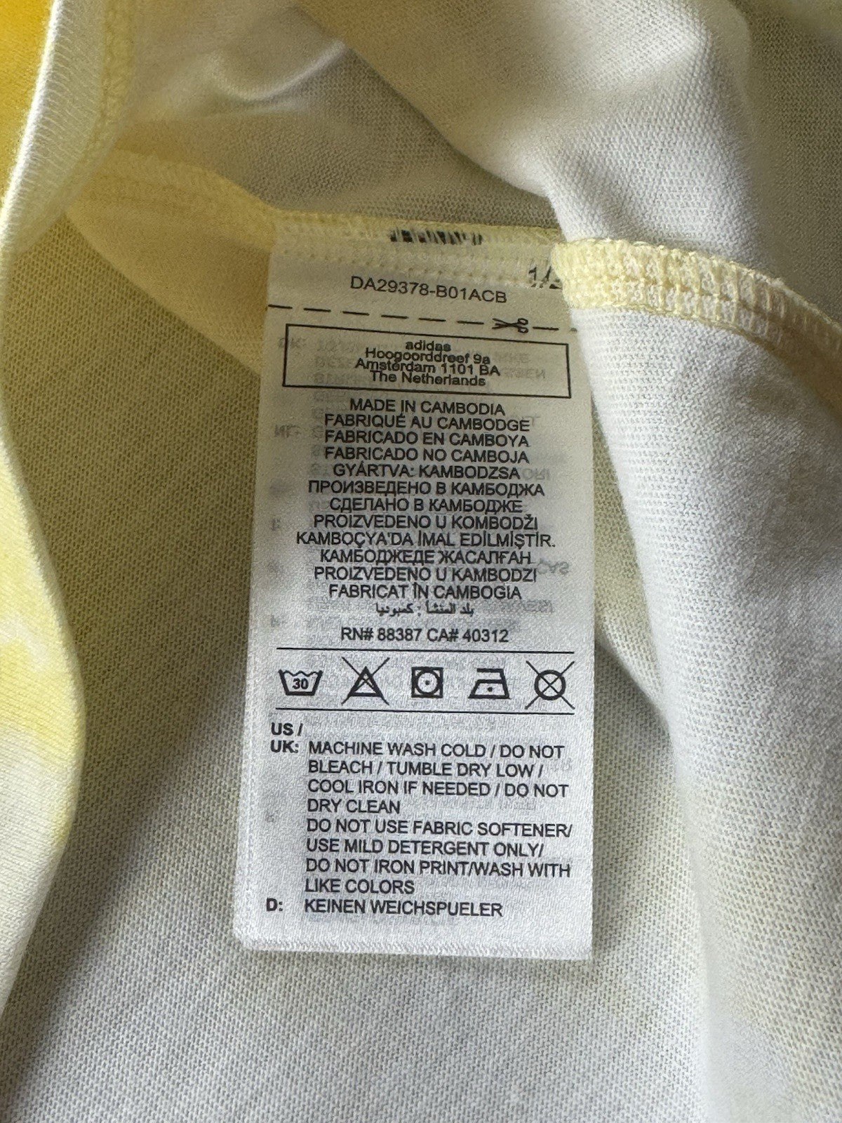 ADIDAS Women's Logo Shirt Sz L.     (B.187)