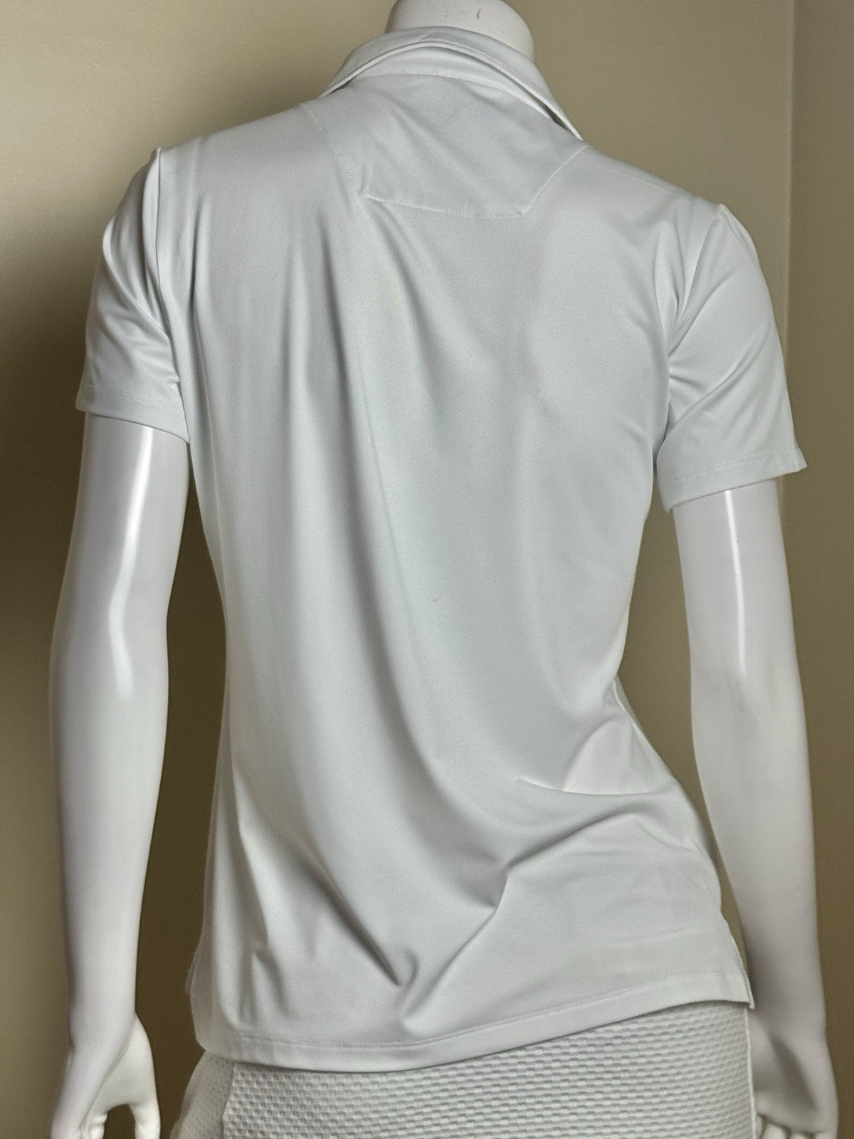 LeverWear Women's Golf shirt Cricket Logo Sz M   (B.175)