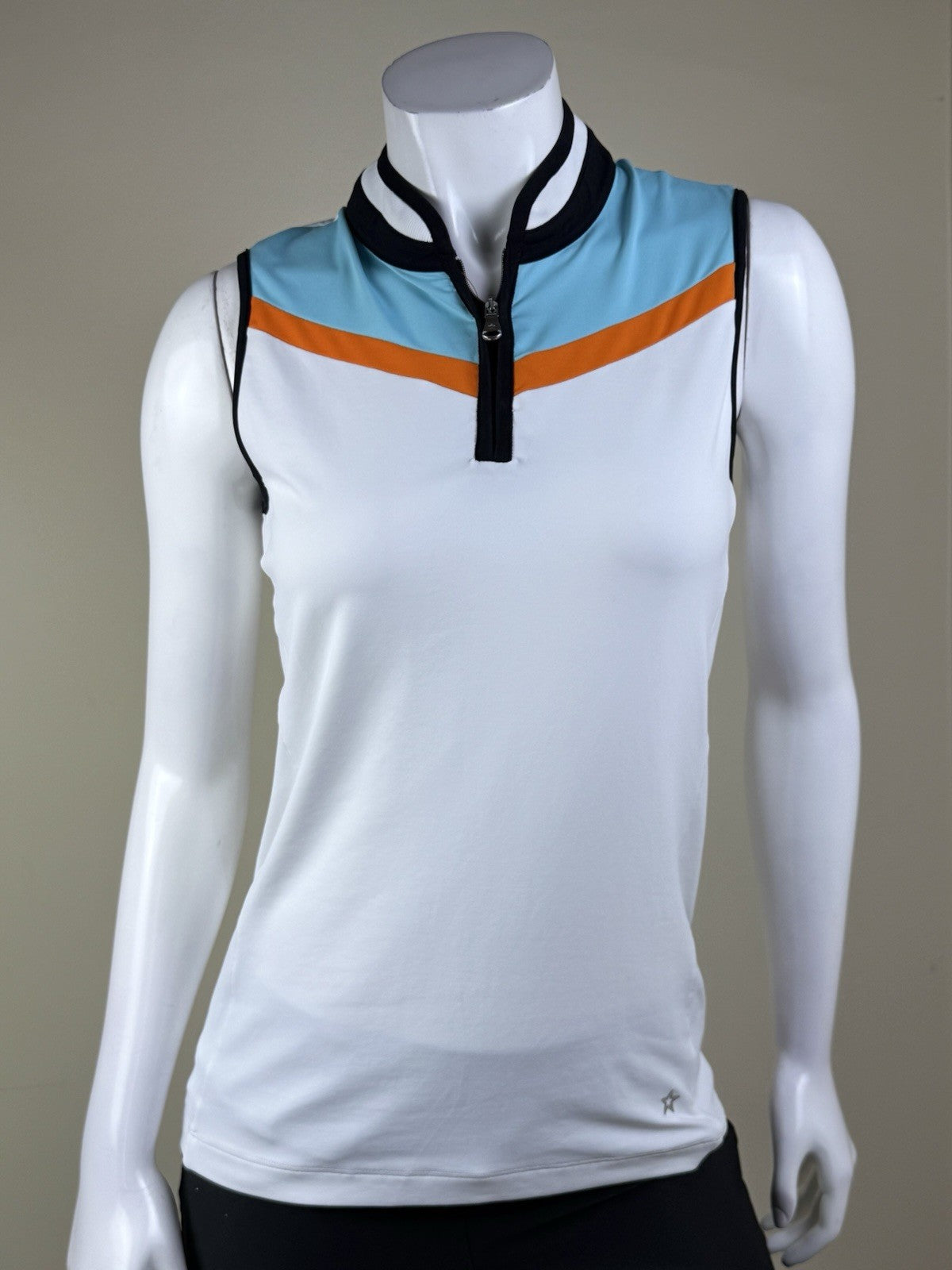 $120 Lohla Sport Women’s Golf Shirt Sleeveless Sz M/L.       (B.181)