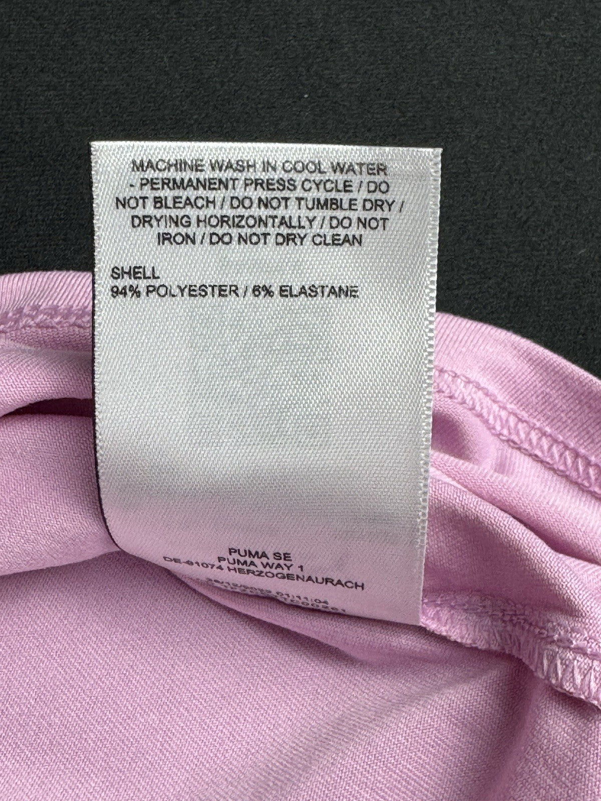 Puma Women’s Golf Shirt Sz S.   (B.184)