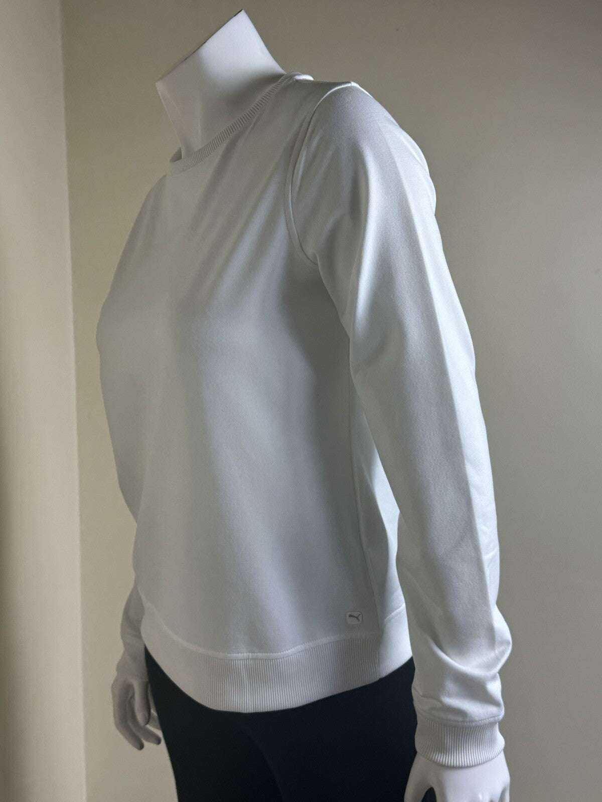 Puma Women's Golf Sweater Size S.  (B.113)