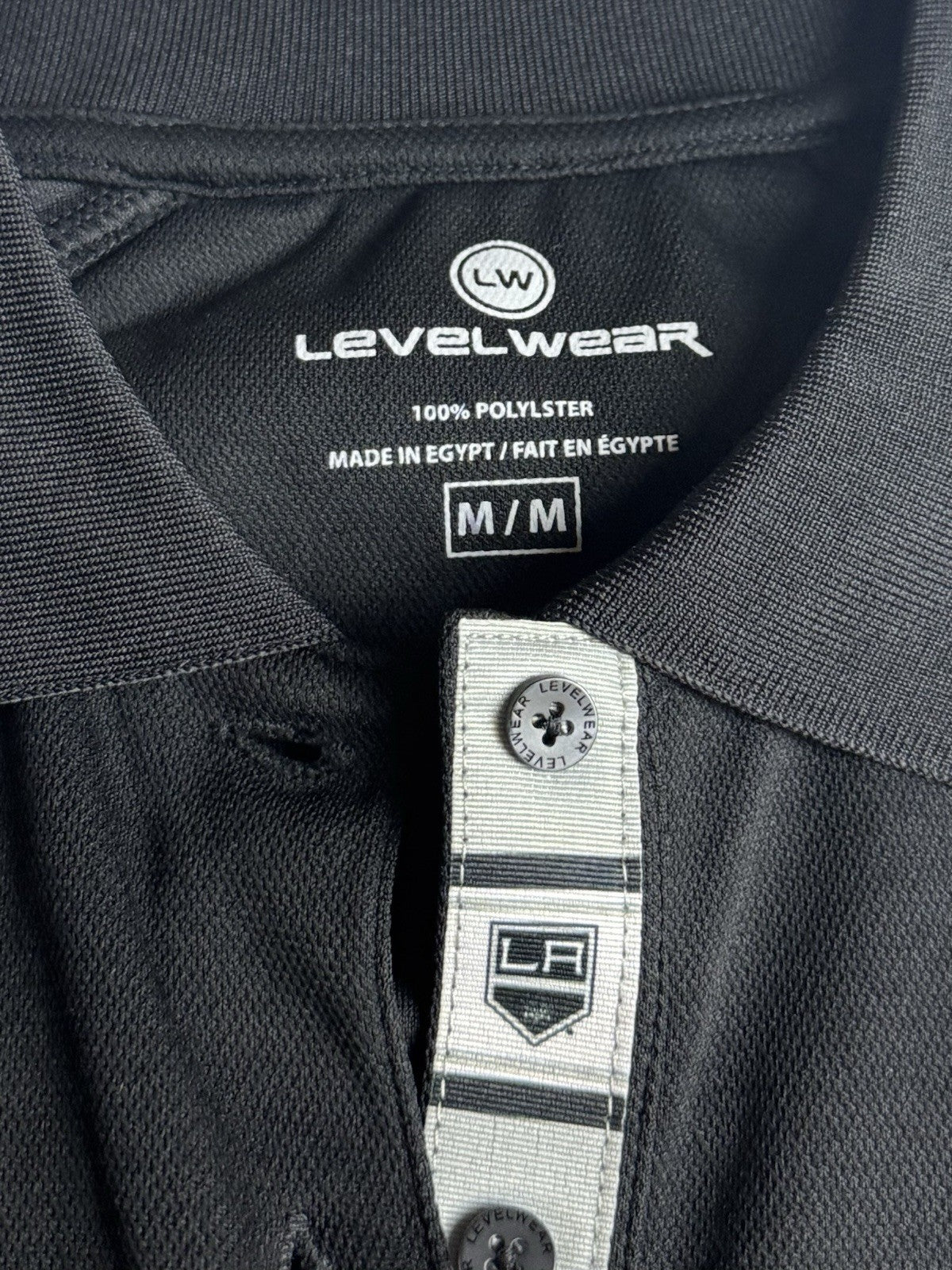 LeverWear Women's Golf shirt Sz M   (B.172)