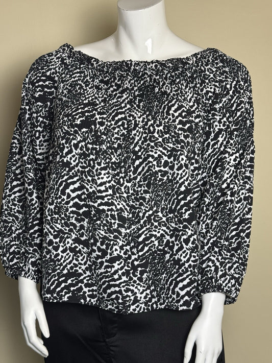 $98 Michael Kors Women’s Blouse Black White Size XL.  (B.136)