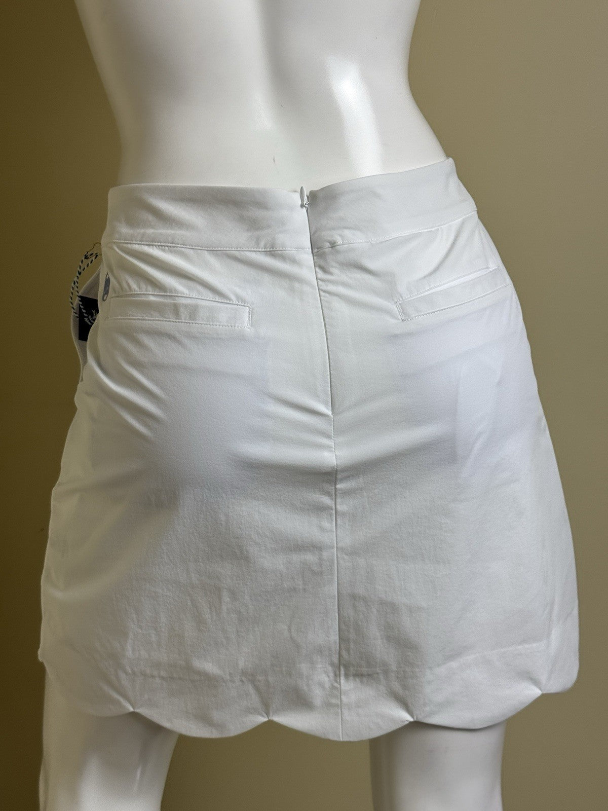 Renwick Women’s Tennis Golf Skirt Skort Sz 10.  (B.156)