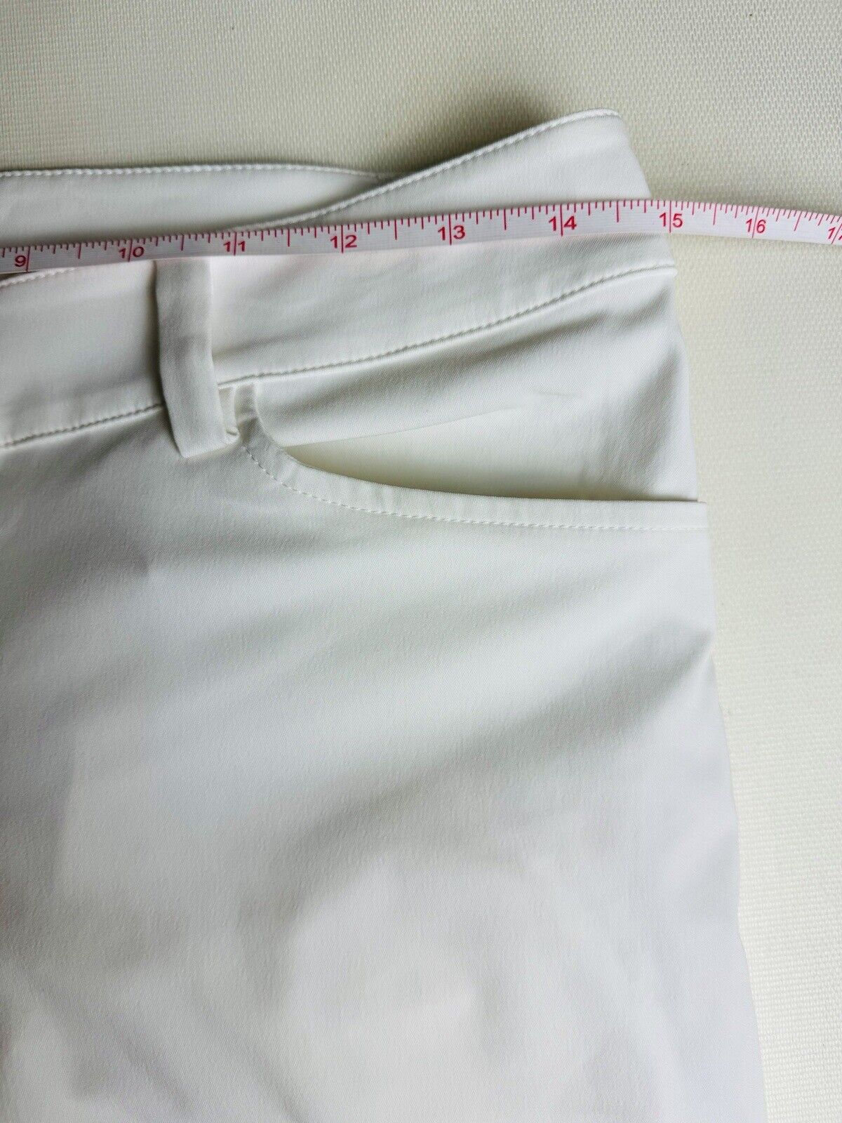 Brendratti Women’s White Golf Pants Sz S. (50)