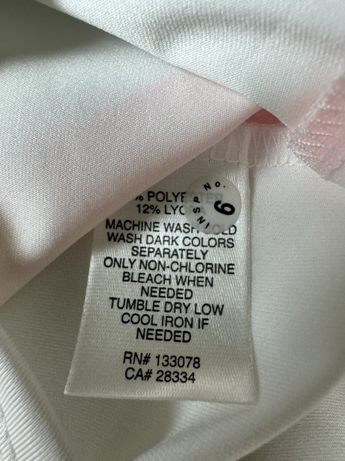 Lucky In Love Women’s Top Sleeveless Tennis Golf Shirt Sz M.     (B.139)