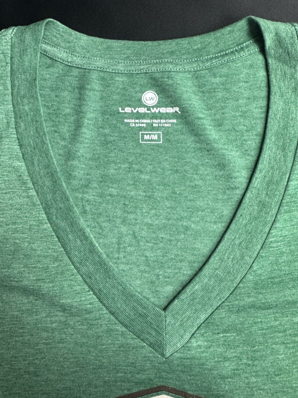 LeverWear Women's Dallas Logo Golf shirt Sz M   (B.170)