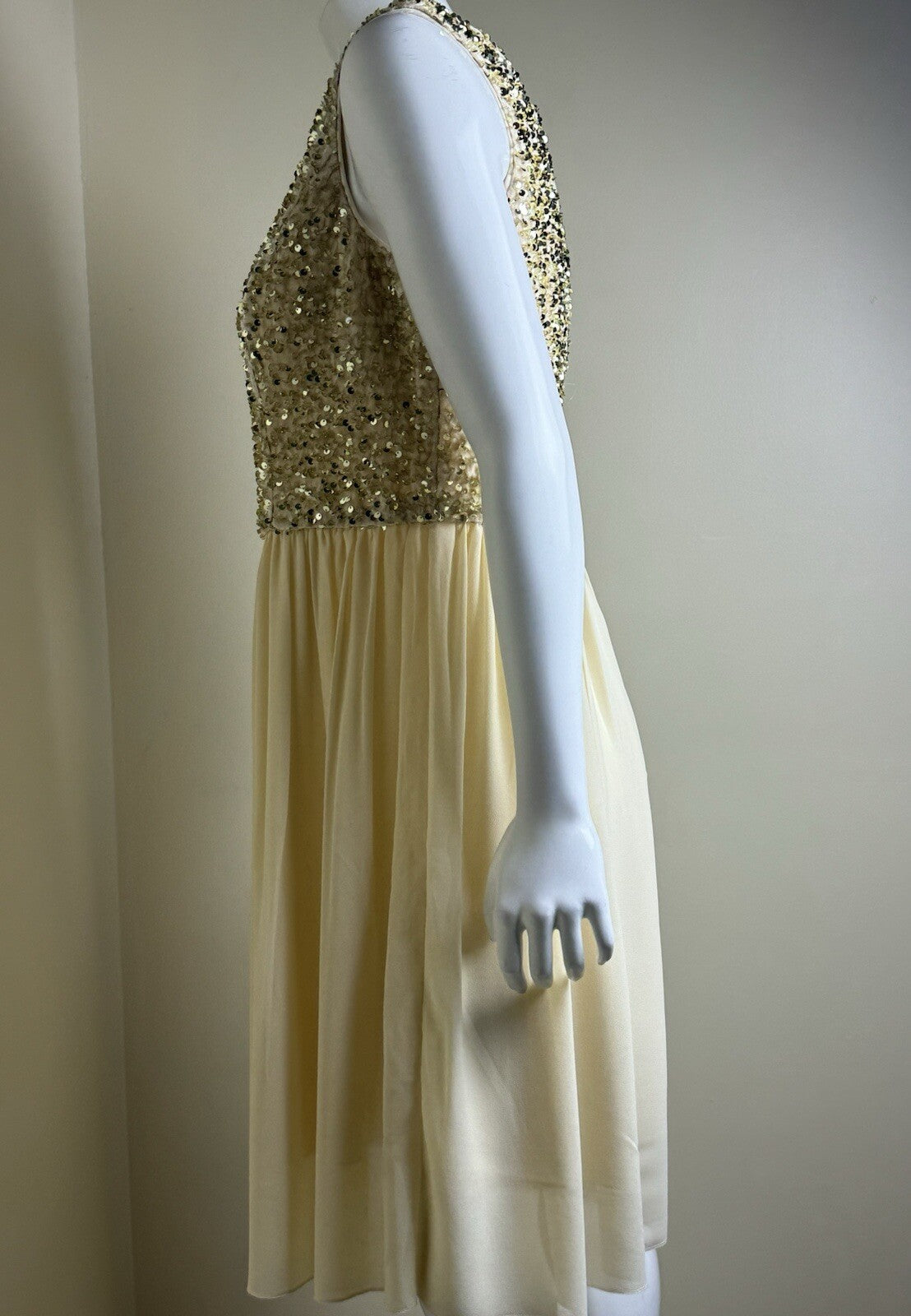 Hanpceirs Sleeveless SEQUIN TOP DRESS FIT & FLARE Sz L  (B.107)