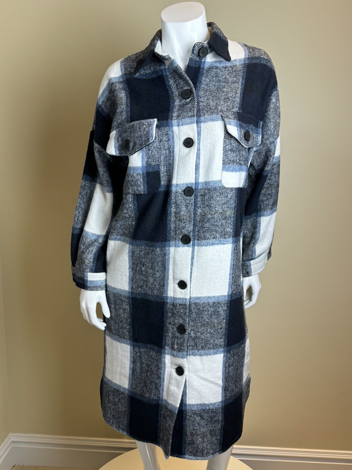 PUWEI Women's Button Down Long Plaid Coat Dress Size S  (B.60)