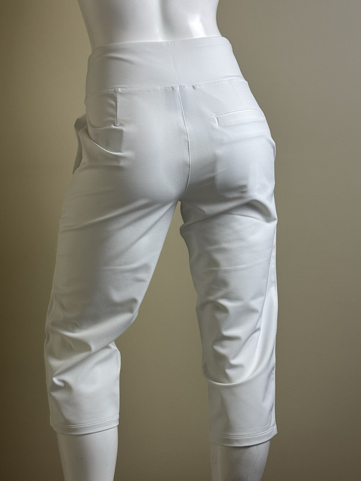 Puma Women’s Golf Pants Sz S.   (B.134/2)