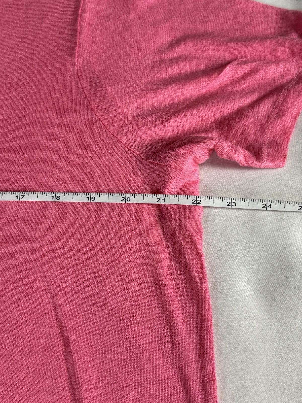 Vineyard Vines Women’s T-shirt Wale Logo Sz XL.     (B.187)