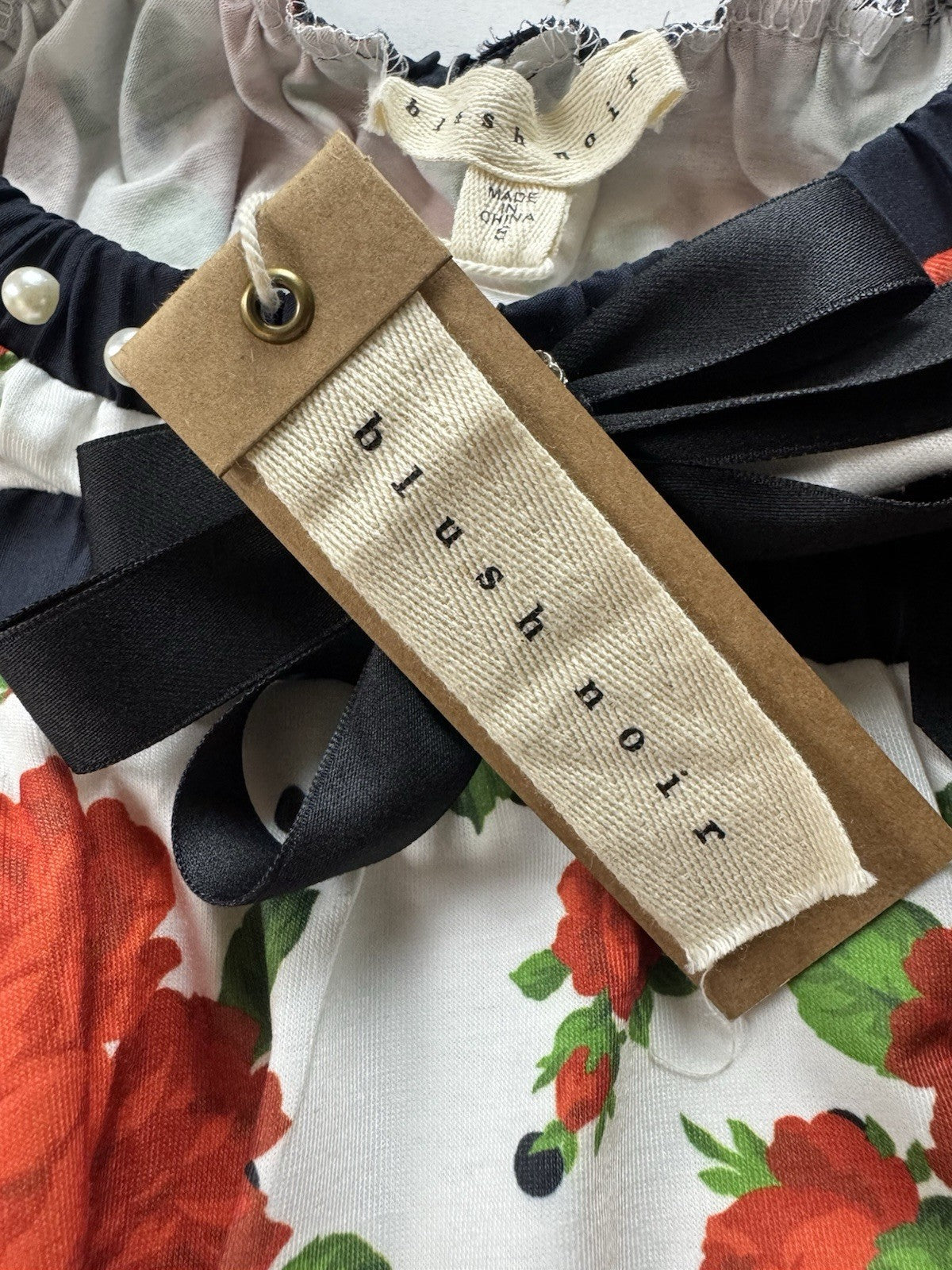 Blush Noir Women’s Floral Tank Top Sz S. (B.150)